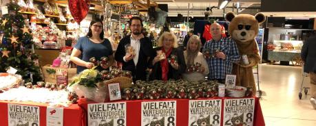 Bärchen-Verkaufsaktion im Rewe-Center Egelsbach 2018 Bärchen-Verkaufsaktion im Rewe-Center Egelsbach 2018