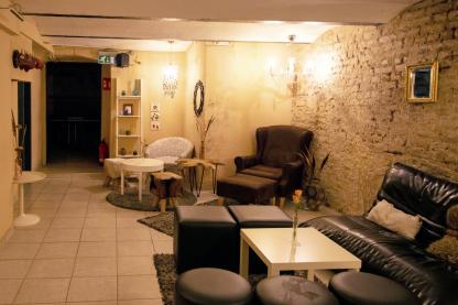 Die Lounge im Keller des Switchboards Die Lounge im Keller des Switchboards